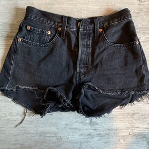 Levi’s Women 501 Shorts